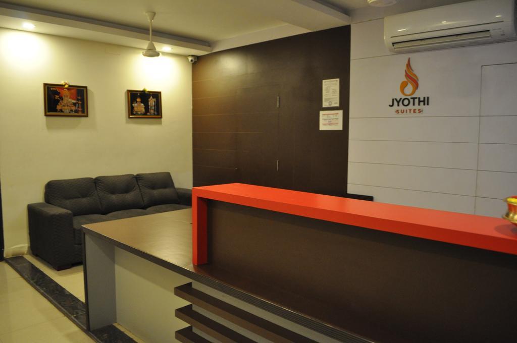 Jyothi Suites Tiruchirappalli Exteriör bild