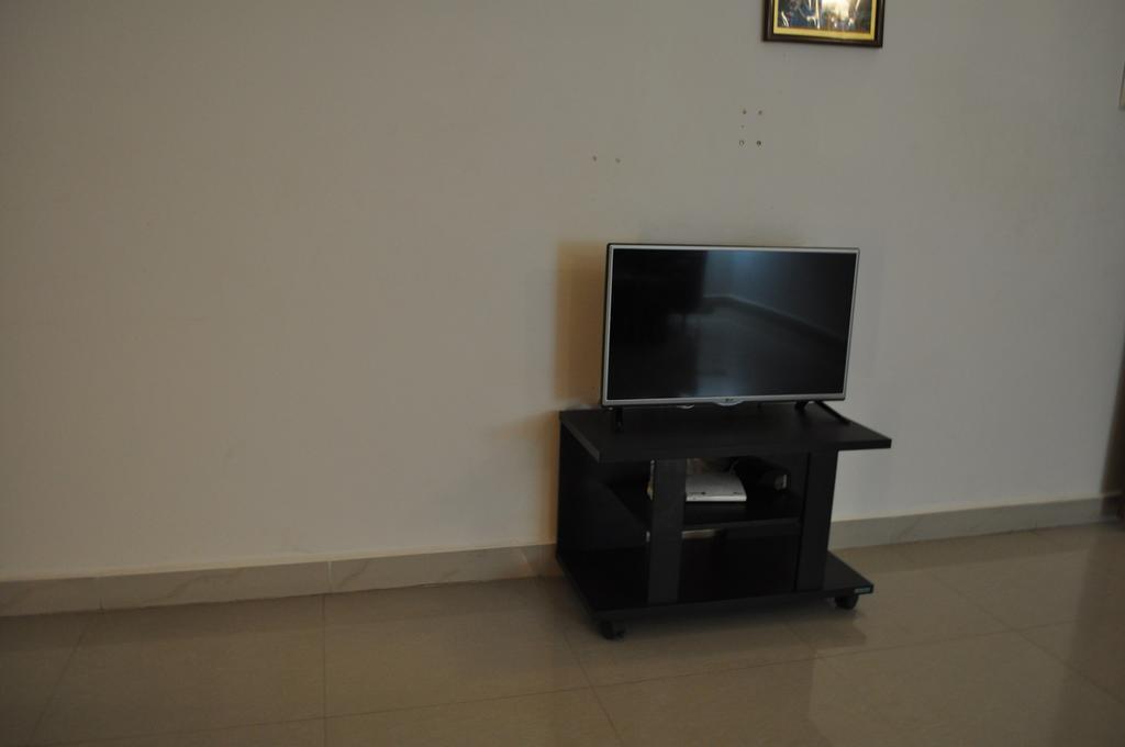 Jyothi Suites Tiruchirappalli Exteriör bild